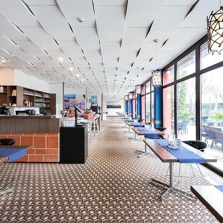 Best Western Smart Hotel Voesendorf Exterior photo