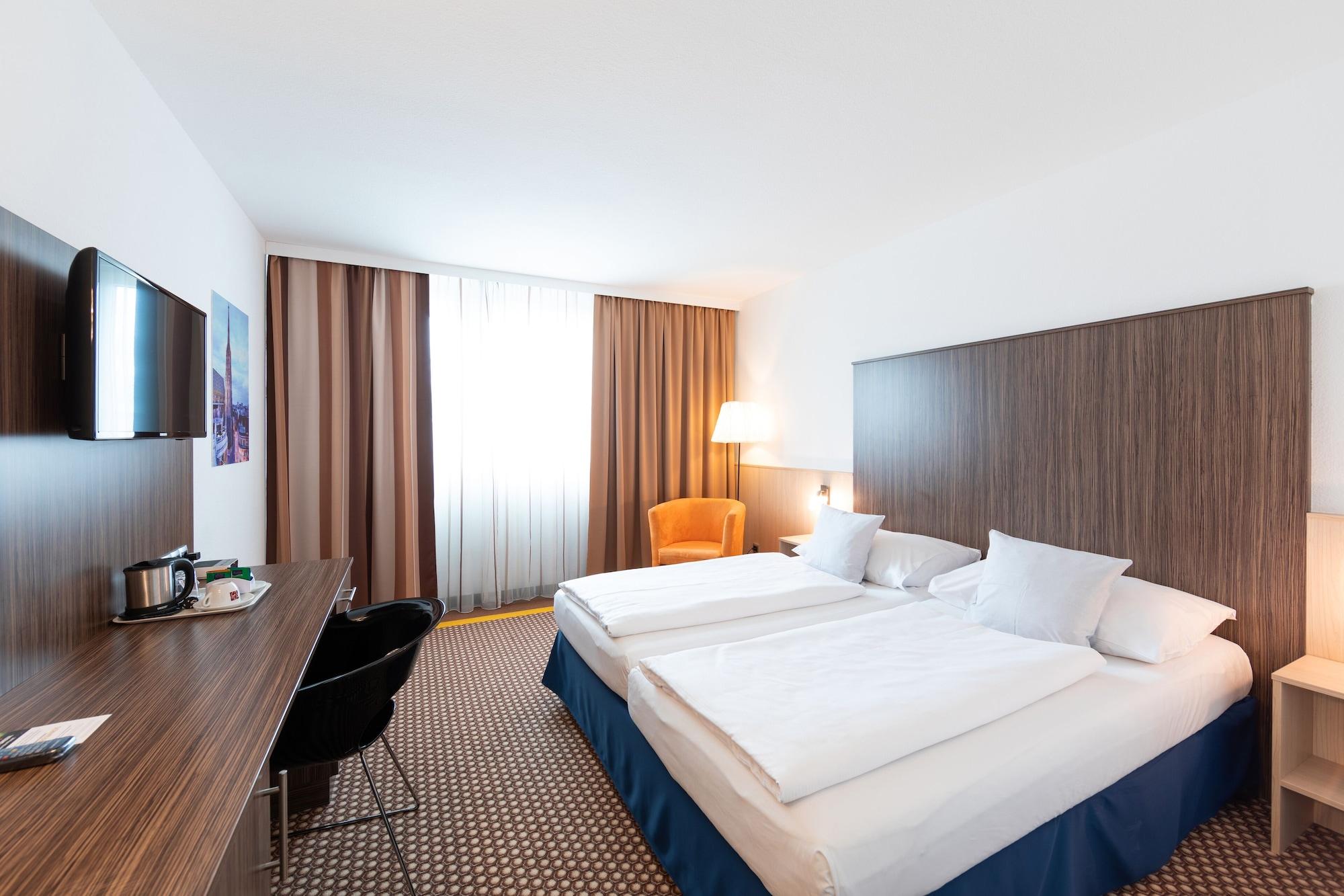 Best Western Smart Hotel Voesendorf Exterior photo