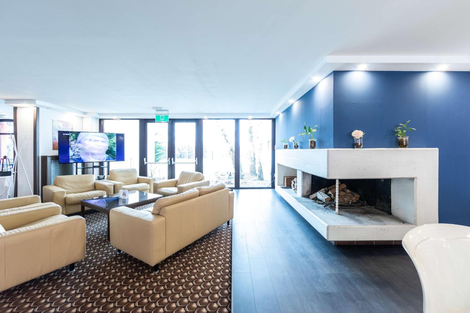 Best Western Smart Hotel Voesendorf Exterior photo