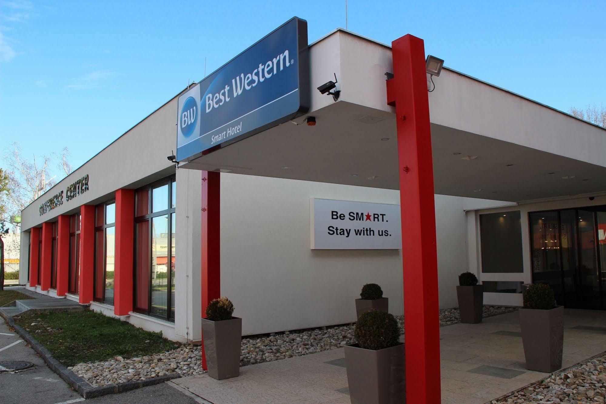 Best Western Smart Hotel Voesendorf Exterior photo